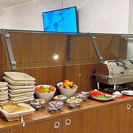 Western Comfort Business Duesseldorf-neuss Hotel 4*