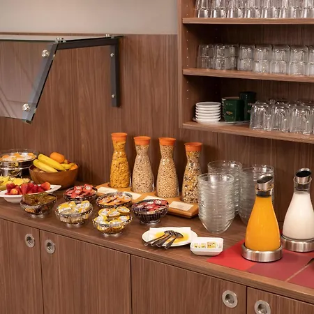 호텔 Western Comfort Business Duesseldorf-neuss 4*