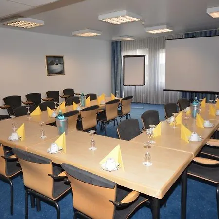 Western Comfort Business Duesseldorf-neuss מלון ניאוס