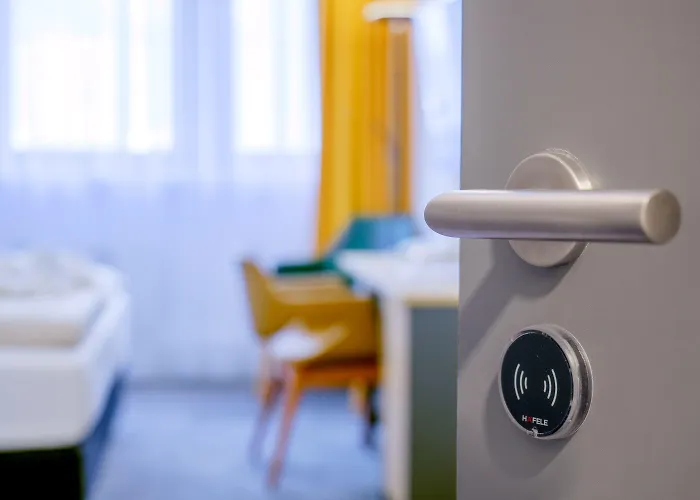 杜塞尔多夫 - 诺伊斯贝斯韦斯特舒适商务酒店