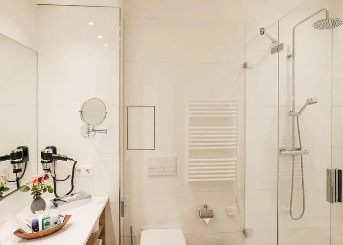 ベスト ウエスタン コンフォート デュッセルドルフ ホテル 4*