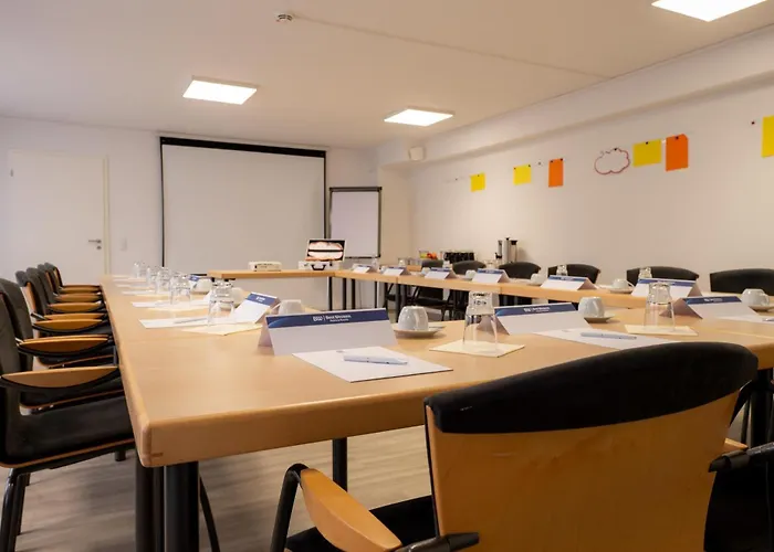 ベスト ウエスタン コンフォート デュッセルドルフ ホテル 4*